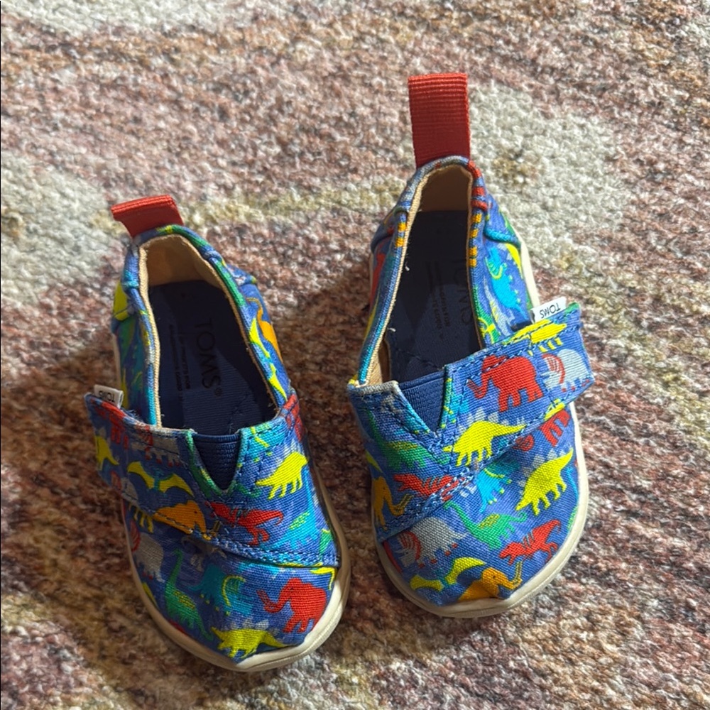 TOMS Kids Dinosaur Print Shoes - Blue and Red baby size 4